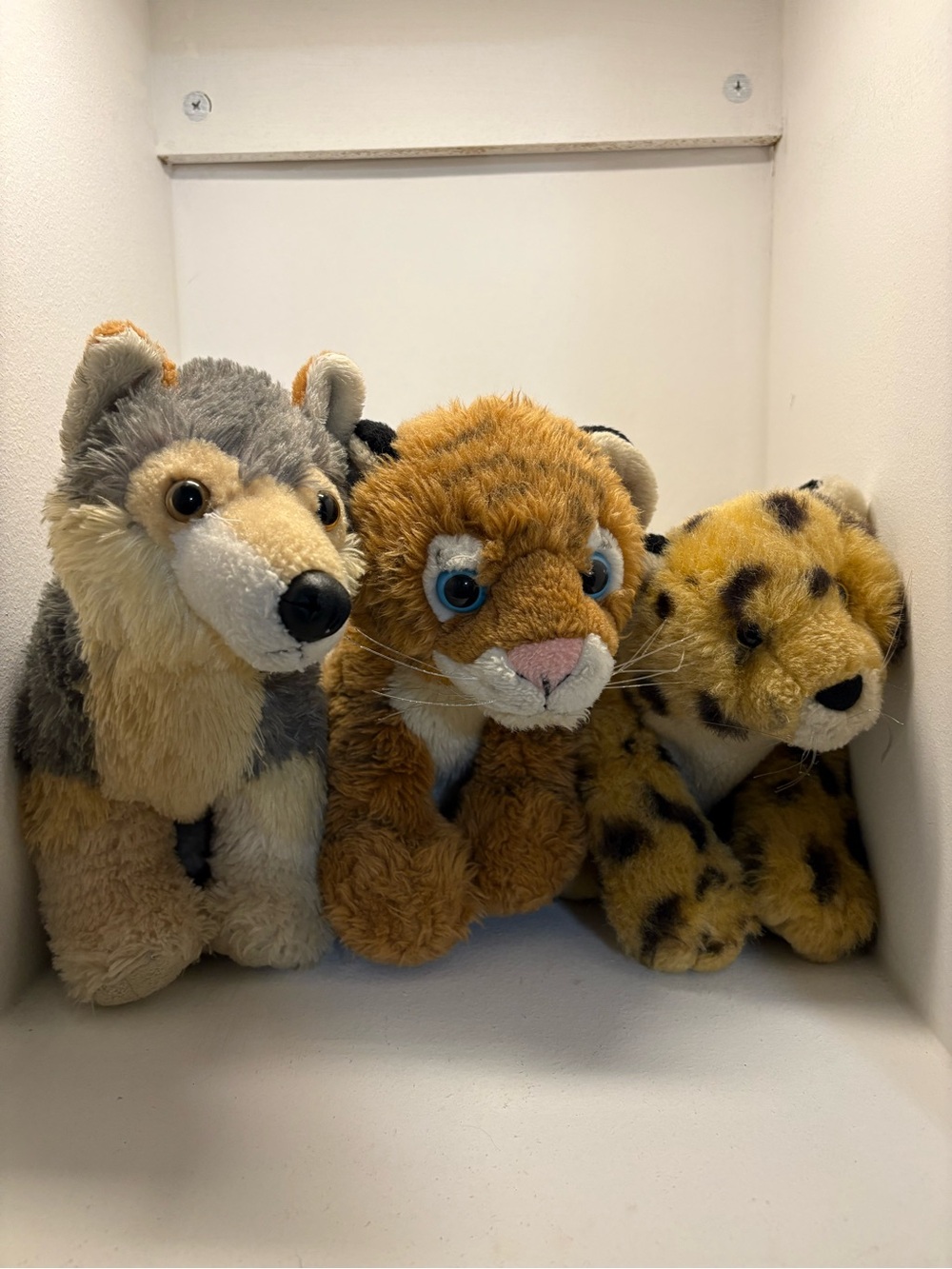 Aurora Wolf & Wild Republic Tiger Cheetah Plush Stuffed Animal 3pc Mixed Lot